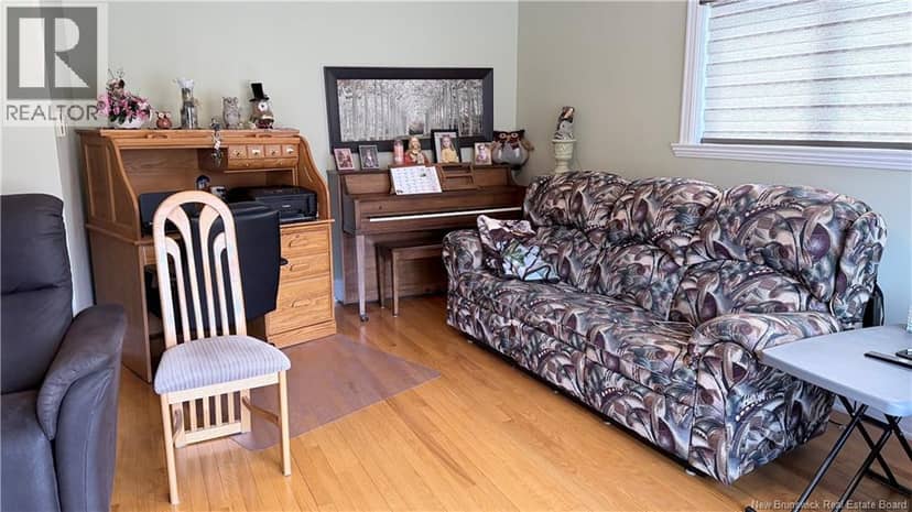410 Tobique Street — photo 7 of 28