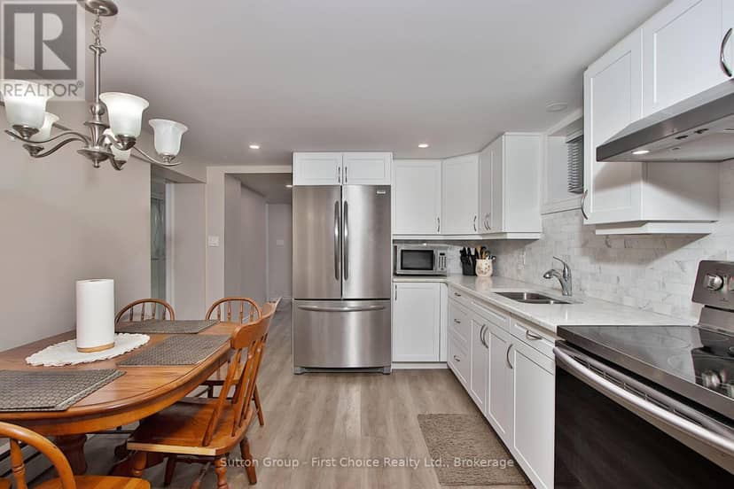 74 Cobourg Street — photo 11 of 40