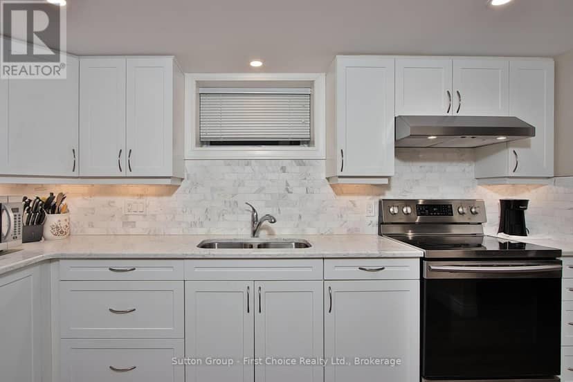 74 Cobourg Street — photo 13 of 40