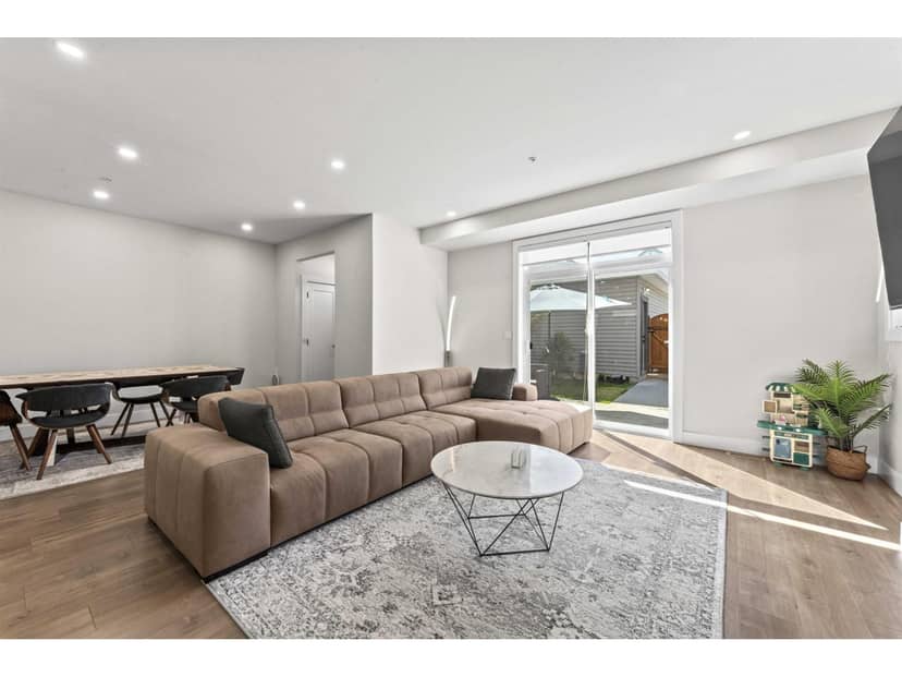 20520 76A AVENUE, Langley, photo 2