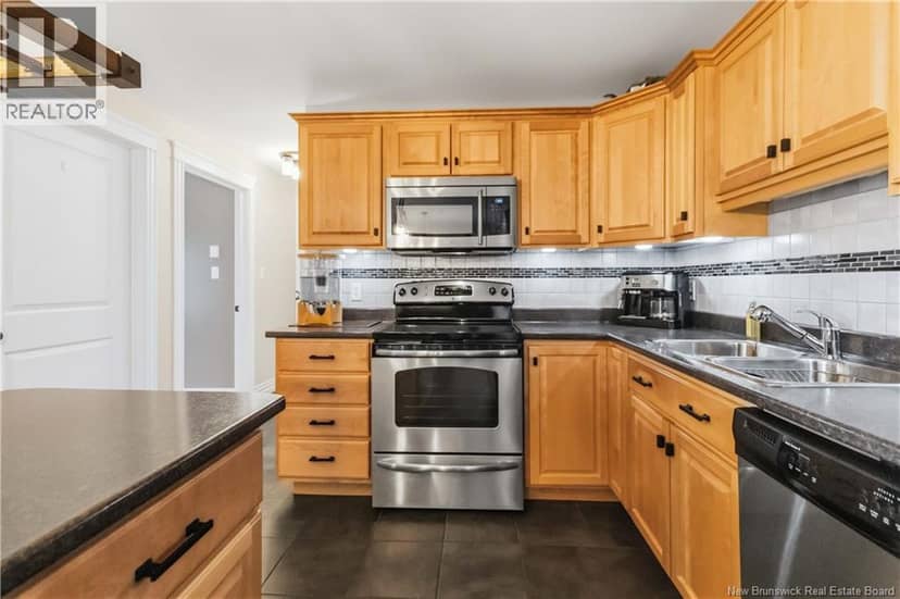 65 Diamond Head Court Unit# 407 — photo 21 of 29