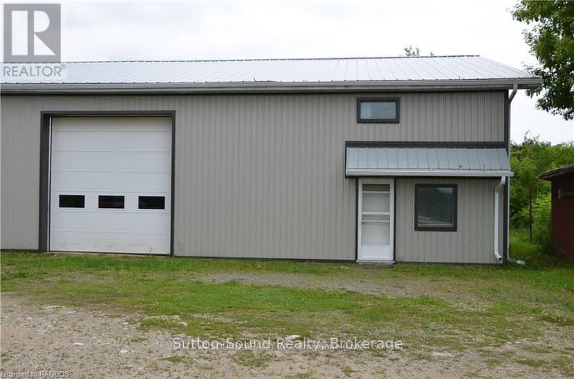 402432 Grey Road 4 — photo 2 of 30
