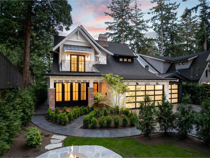 2422 CHRISTOPHERSON ROAD, Surrey, photo 2