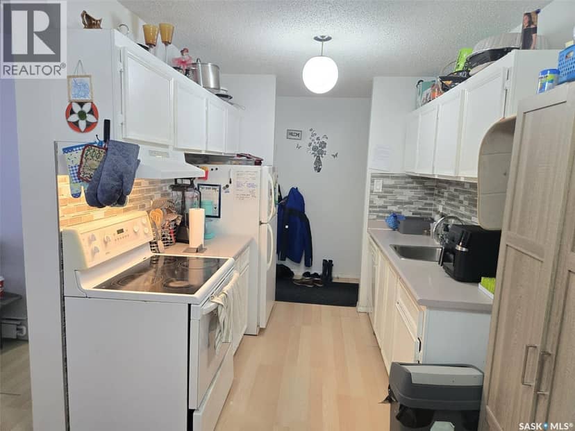 115A 4040 8th STREET E — photo 4 of 15