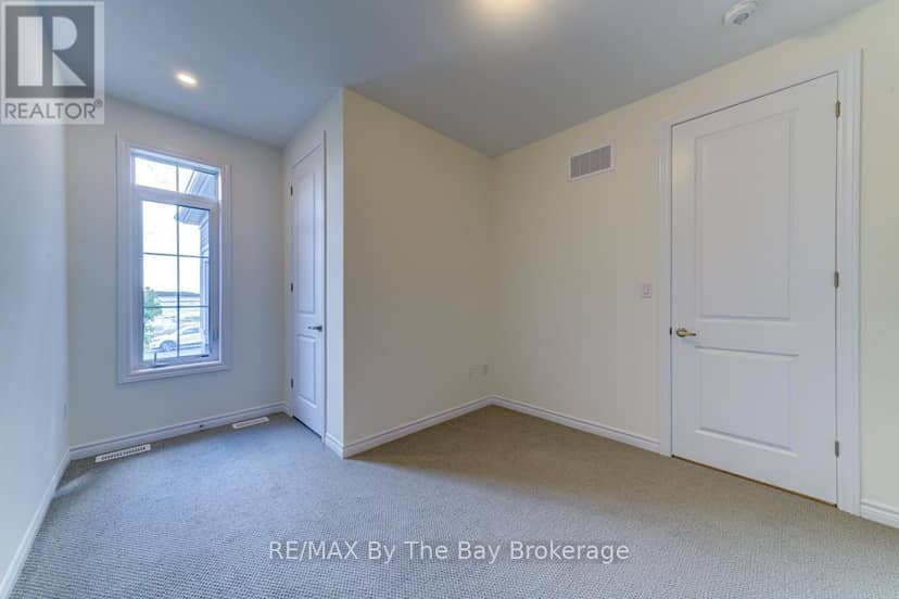 15 Sun Valley Avenue — photo 11 of 22