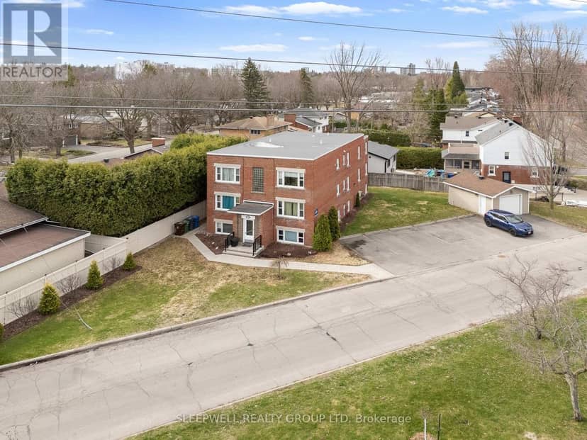 54 Centennial Boulevard, Ottawa, photo 2