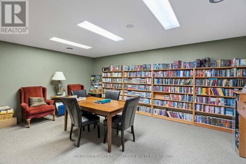 94 Redford Drive — photo 36 of 40