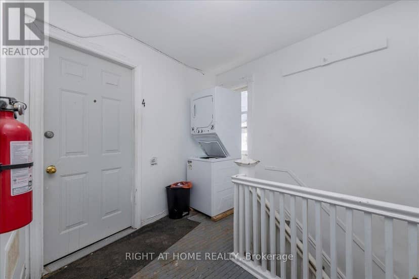 29 Peel Street — photo 17 of 36