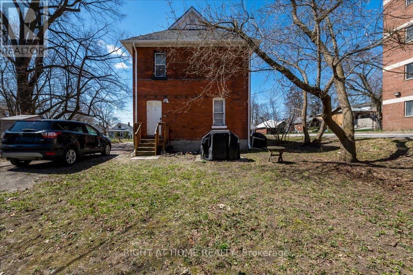 29 Peel Street — photo 30 of 36