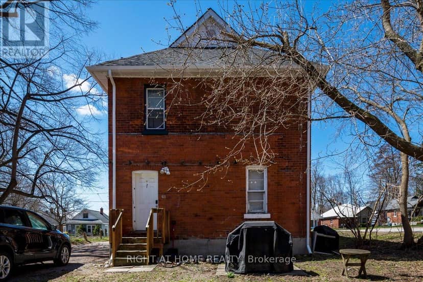 29 Peel Street — photo 33 of 36