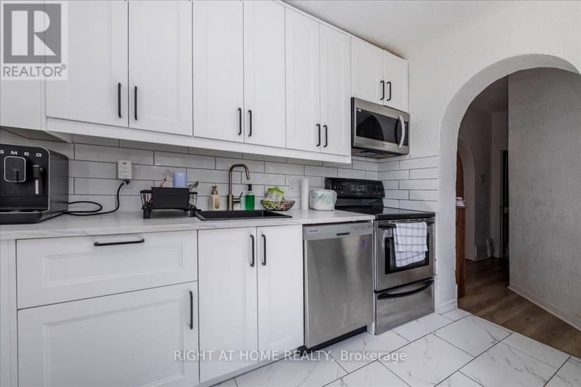29 Peel Street — photo 4 of 36