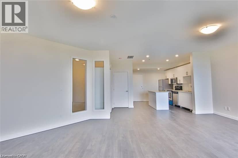 690 KING Street W Unit# 522 — photo 7 of 27