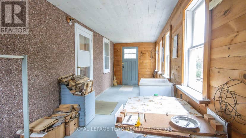 963 Wilno South Road S — photo 13 of 39