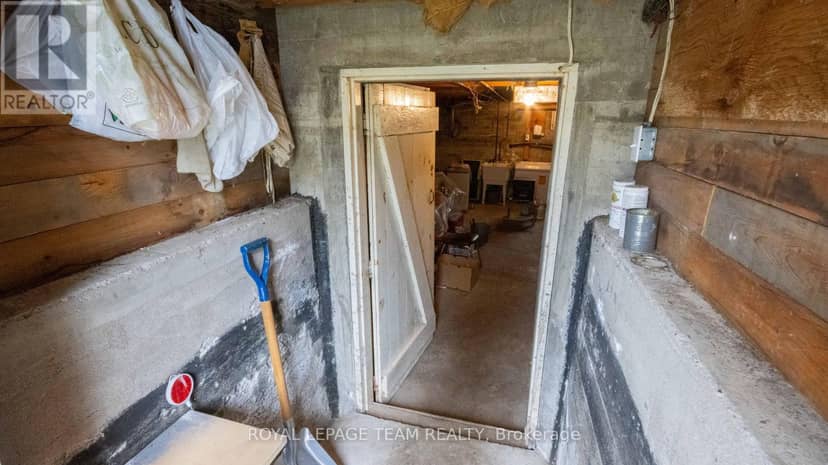 963 Wilno South Road S — photo 35 of 39