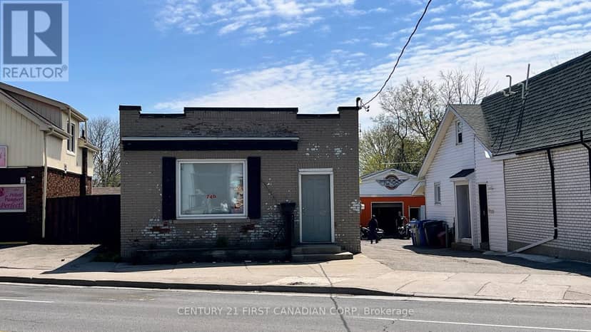 745 & 749 Hamilton Road — photo 3 of 12
