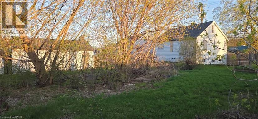 411-413 Highway 8 — photo 9 of 10