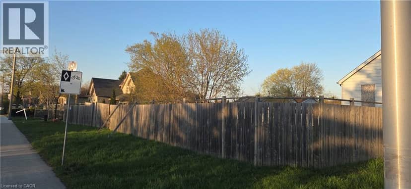 411-413 Highway 8 — photo 1 of 10