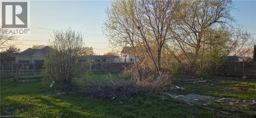 411-413 Highway 8 — photo 3 of 10