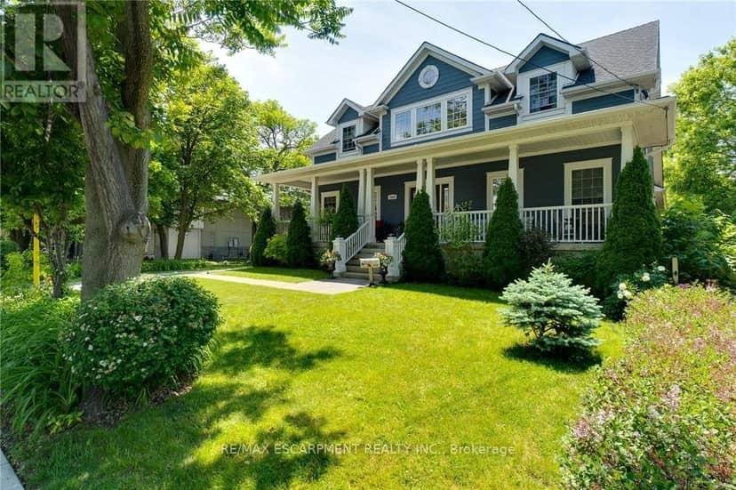 1026 Beach Boulevard — photo 3 of 40