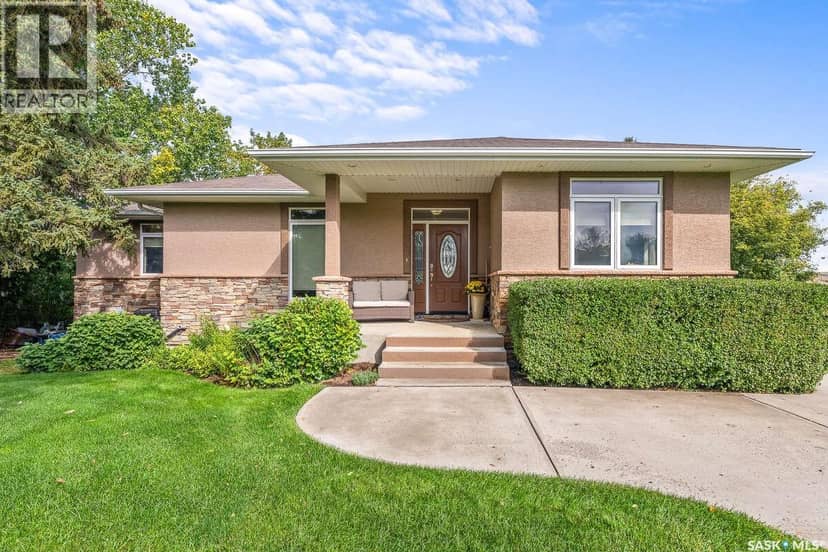 914 Tatanka DRIVE — photo 1 of 40