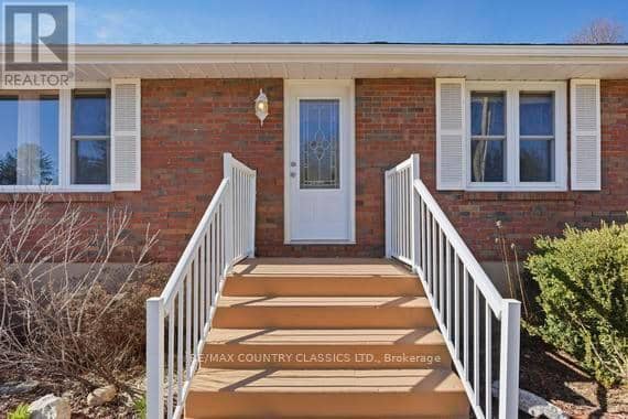 99 Maple Street — photo 13 of 40
