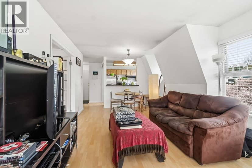301 99 BEGIN STREET, Coquitlam, photo 7
