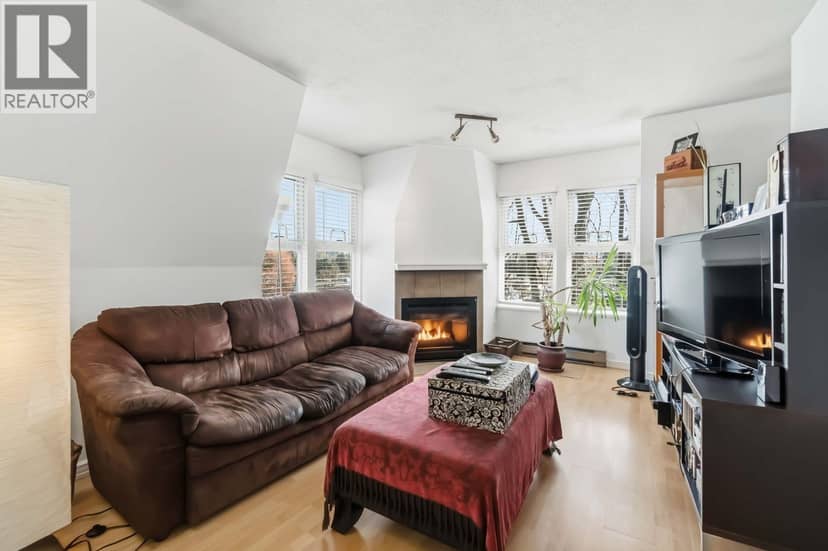 301 99 BEGIN STREET, Coquitlam, photo 6