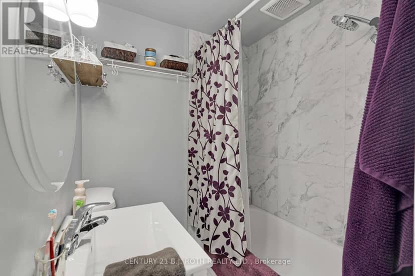184 Borland Street E — photo 22 of 40
