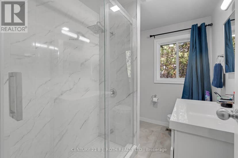 184 Borland Street E — photo 36 of 40