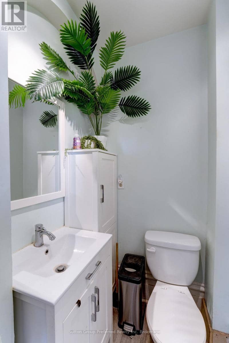 4 Clyde Street — photo 11 of 31