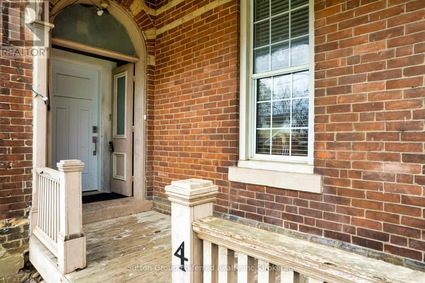 4 Clyde Street — photo 3 of 31