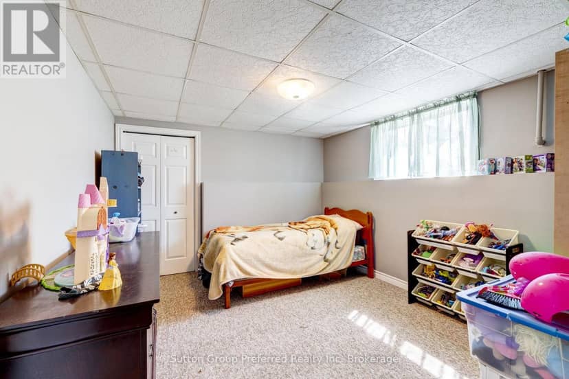 65 Hincks Street — photo 20 of 24