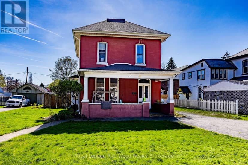 267-273 Broadway, Tillsonburg, photo 2