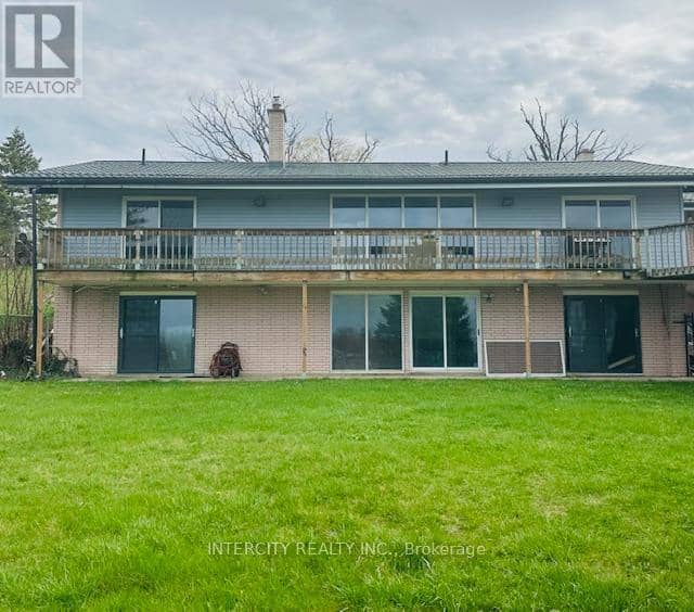 450 Queenston Road — photo 1 of 27