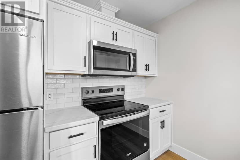 B 176 St. Peter's Road — photo 11 of 36
