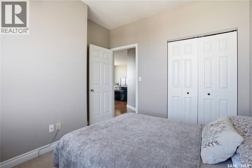 1108 1867 Hamilton STREET — photo 20 of 34