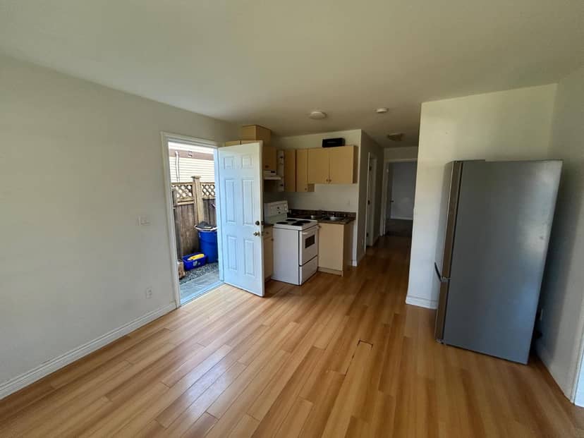 8523 THORPE STREET, Mission, photo 7