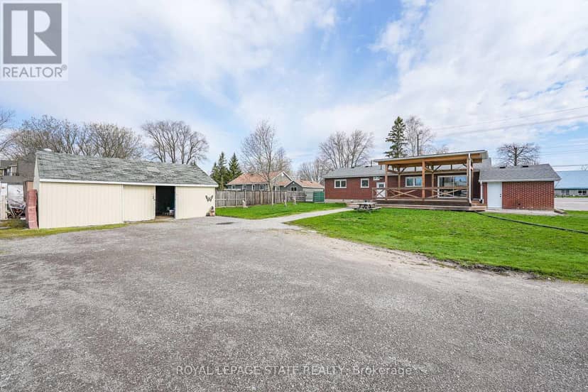 8410-8408 Highway 3 — photo 33 of 40