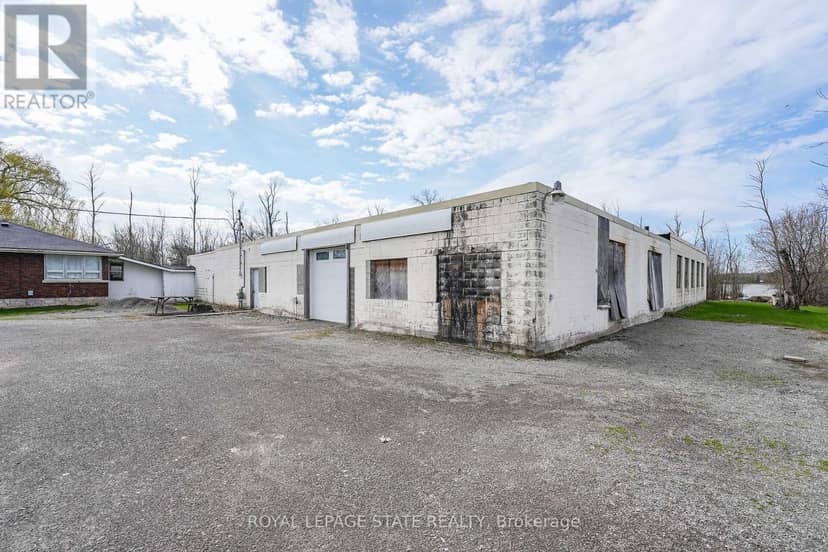 8410-8408 Highway 3 — photo 34 of 40