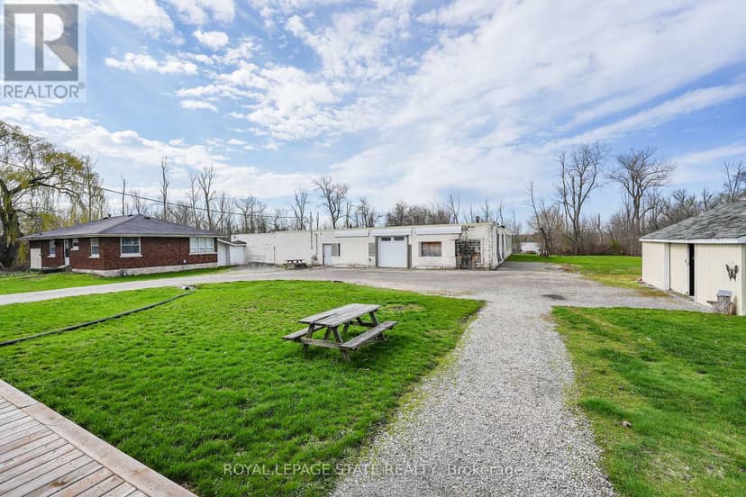 8410-8408 Highway 3 — photo 35 of 40