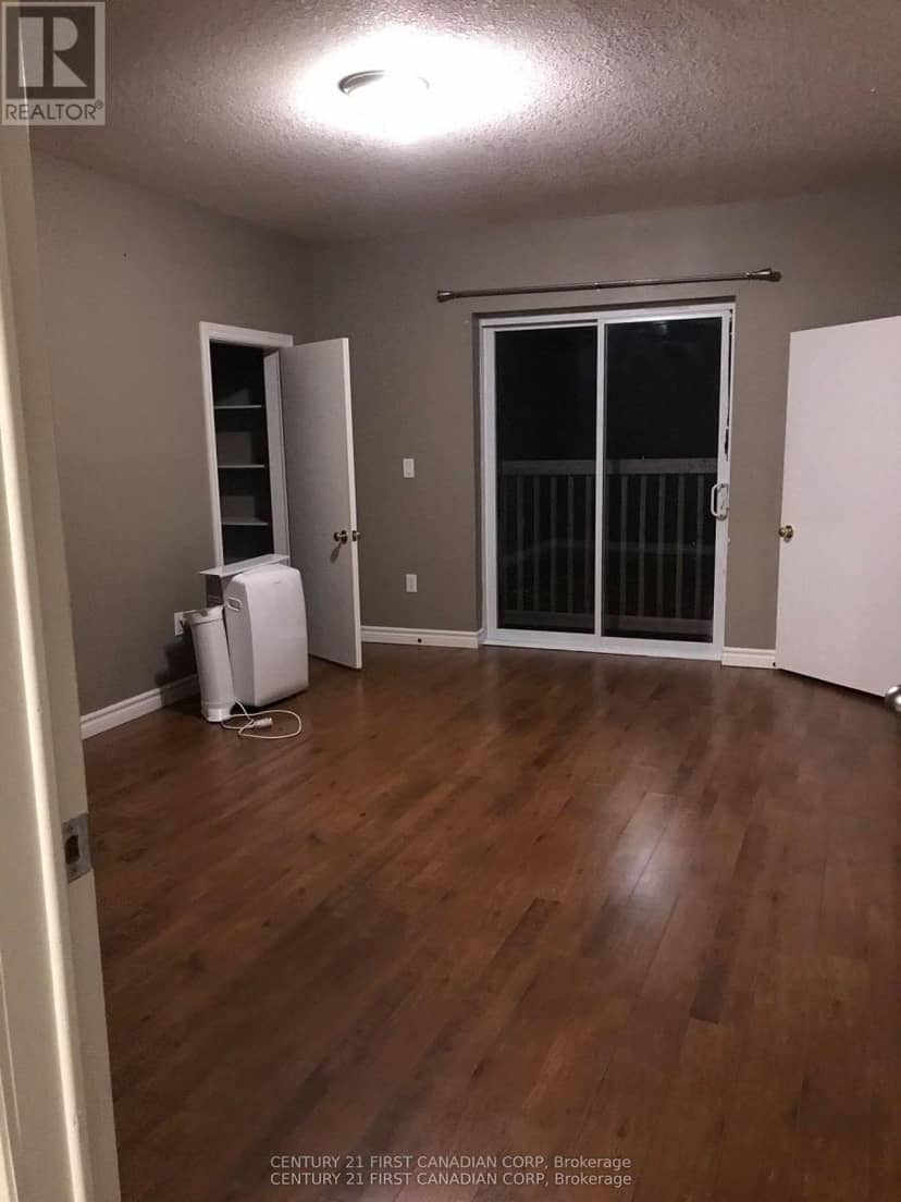 431 Albert Street — photo 16 of 21