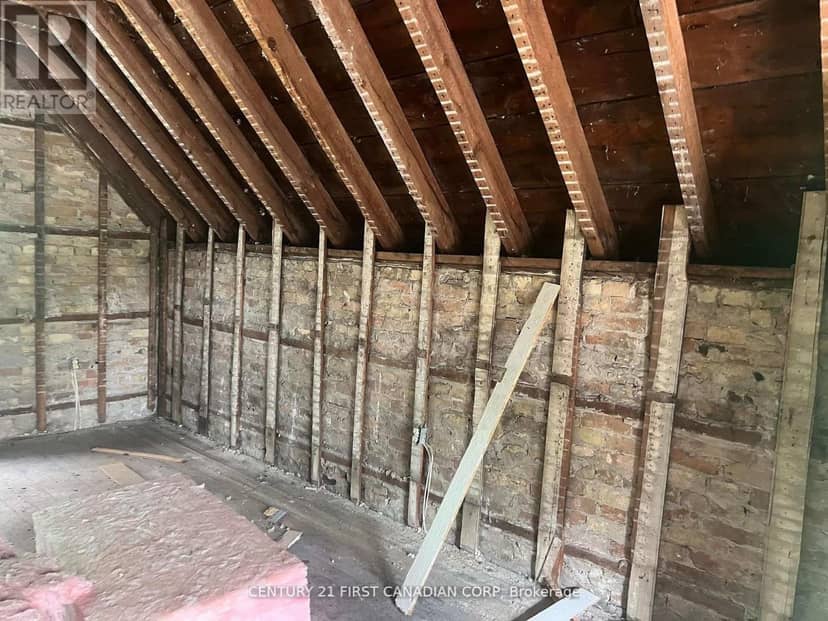431 Albert Street — photo 19 of 21