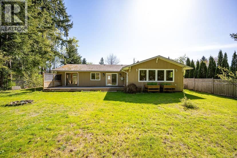 8987 McLarey Ave, Black Creek