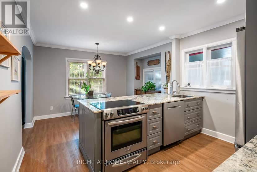 5201 Valley Way — photo 10 of 40