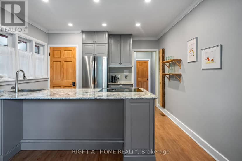 5201 Valley Way — photo 12 of 40