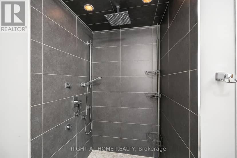 5201 Valley Way — photo 19 of 40