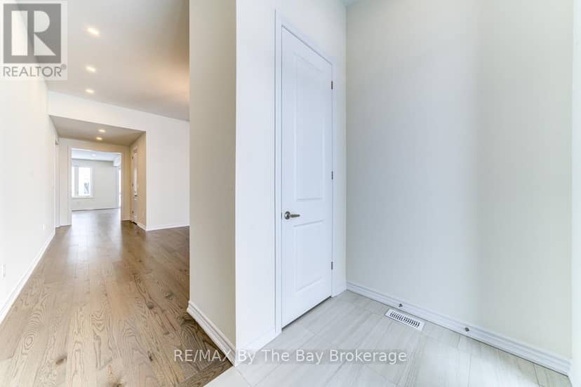 17 Sun Valley Avenue — photo 4 of 28