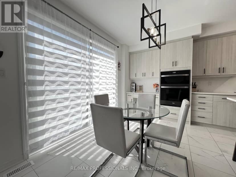 687 Lamb Street — photo 18 of 40