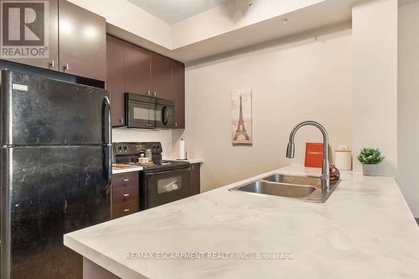 302 - 5020 Corporate Drive — photo 8 of 29