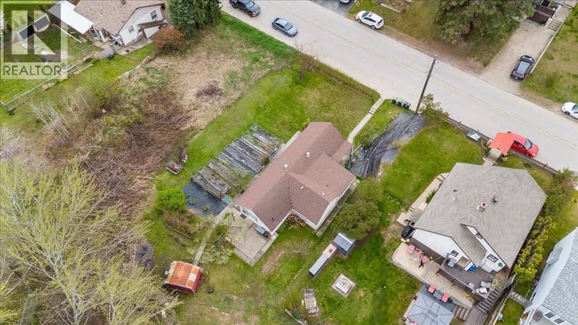 637 9th Avenue, Castlegar, photo 5